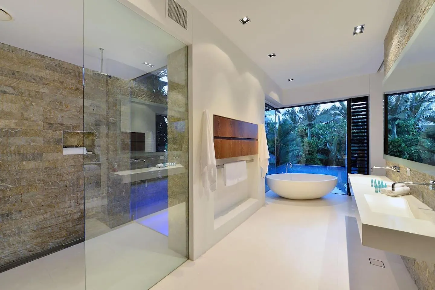 61 Murphy Street - Luxury Holiday Home Port Douglas 0*,  Austrálie
