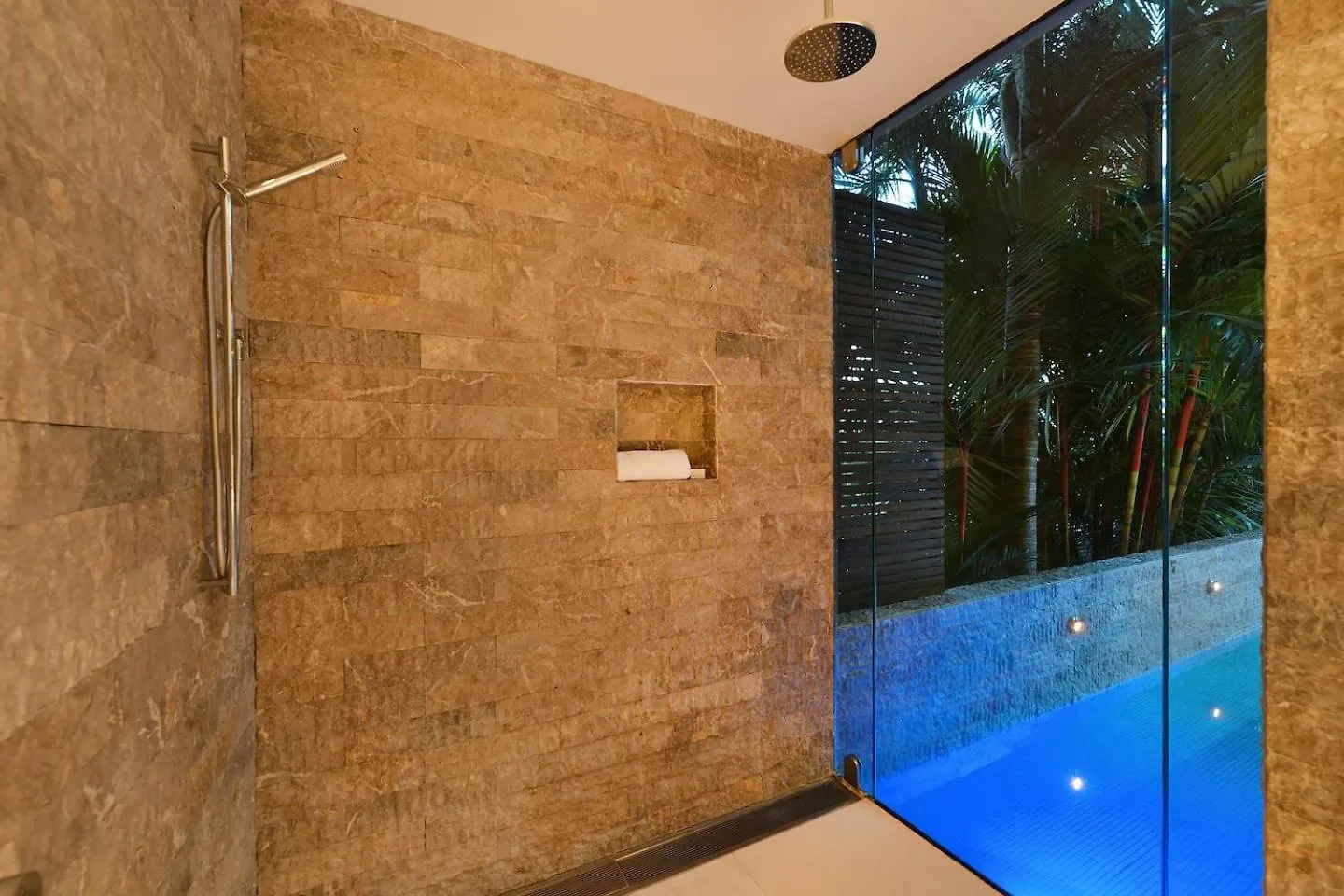 61 Murphy Street - Luxury Holiday Home Port Douglas Austrálie